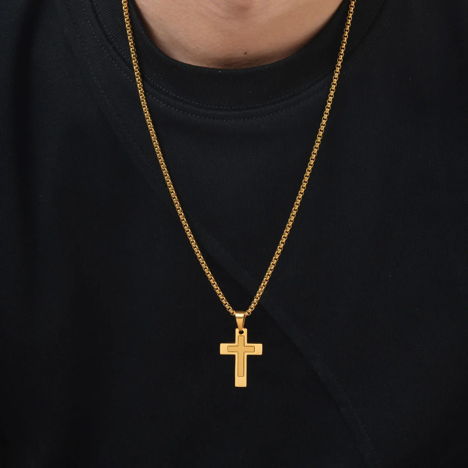 Simple Cross Pendant (Men)